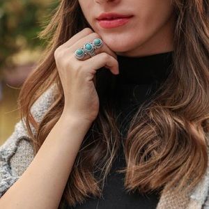 Turquoise three stoned ring